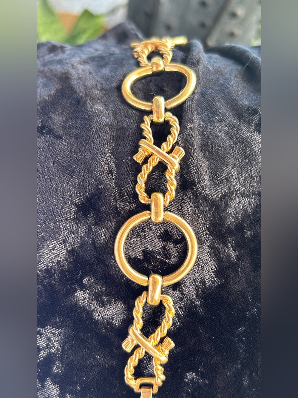 VTG Monet Gold Twisted Rope- S Link Statement Bracelet GORGEOUS EUC